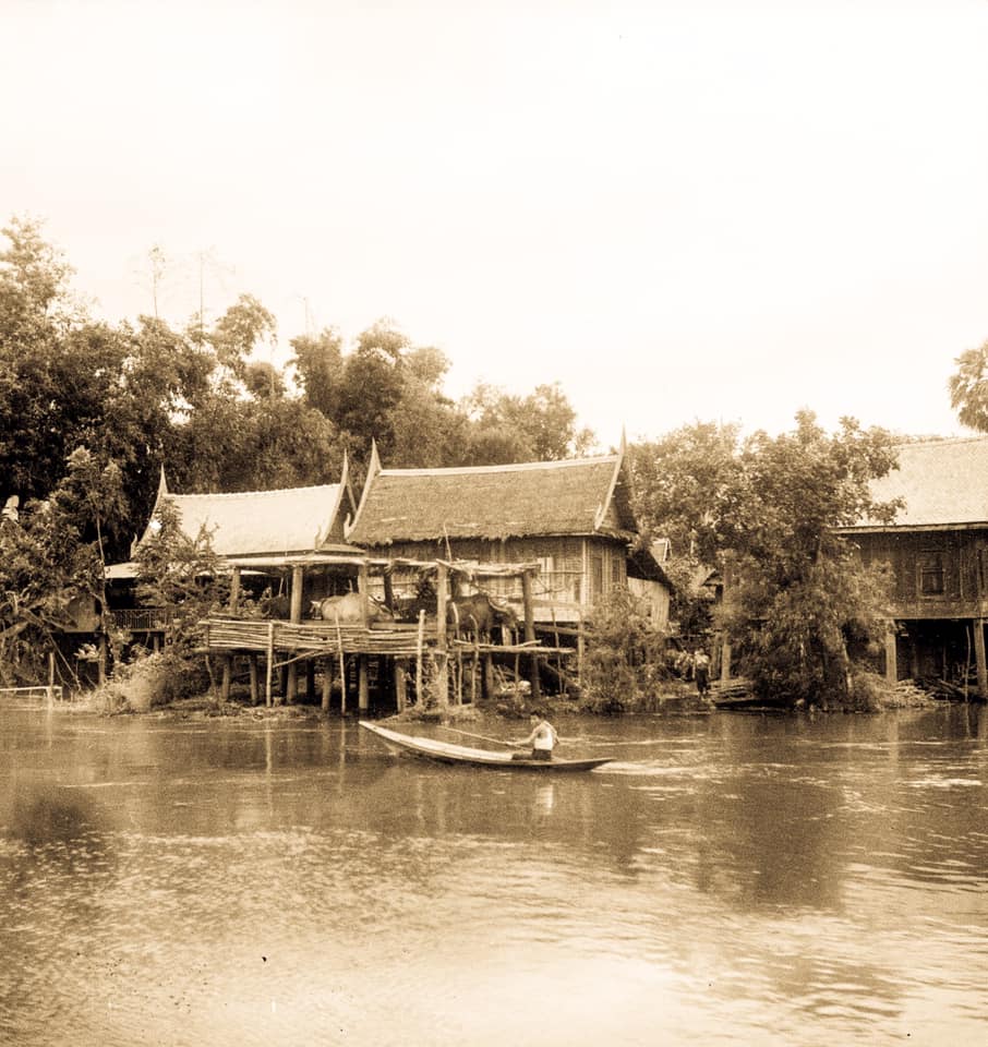 บ้านเรือน.jpg